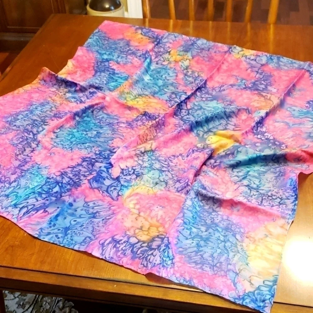 Vintage Hand Rolled Silk Scarf Tie Dye/Batik 35x33 Beautiful Gift